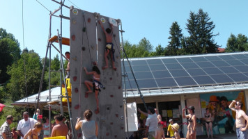 Aktion an der Kletterwand