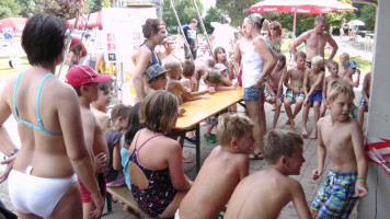 Großes Interesse am Spielfest der SPD Schongau im Plantsch 2013